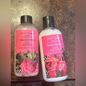 Betsey Johnson Pink Vanilla & Rose Bath Soak and Lotion Set